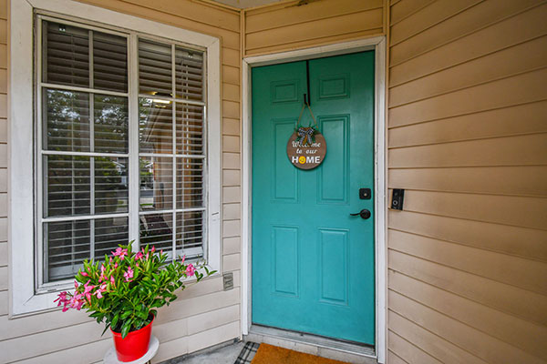 3-Front-Entryway-1594