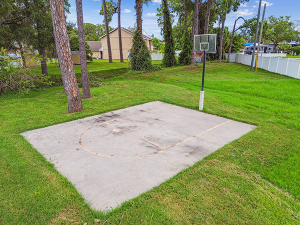 Basketball-Court-0100