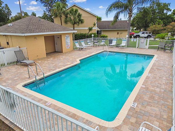 Community-Pool-2-0094