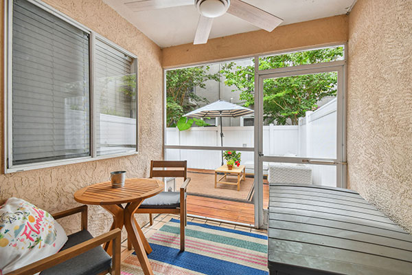 Screened-Patio-1609